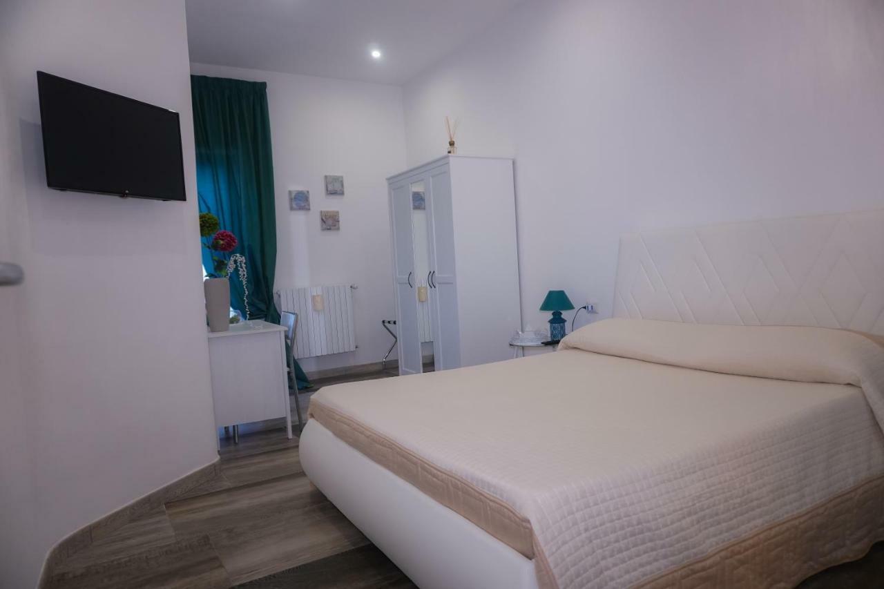 Aleandre Bed & Breakfast Foggia Exterior photo